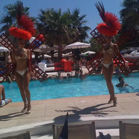 Tropez Village شقة سان تروبيه